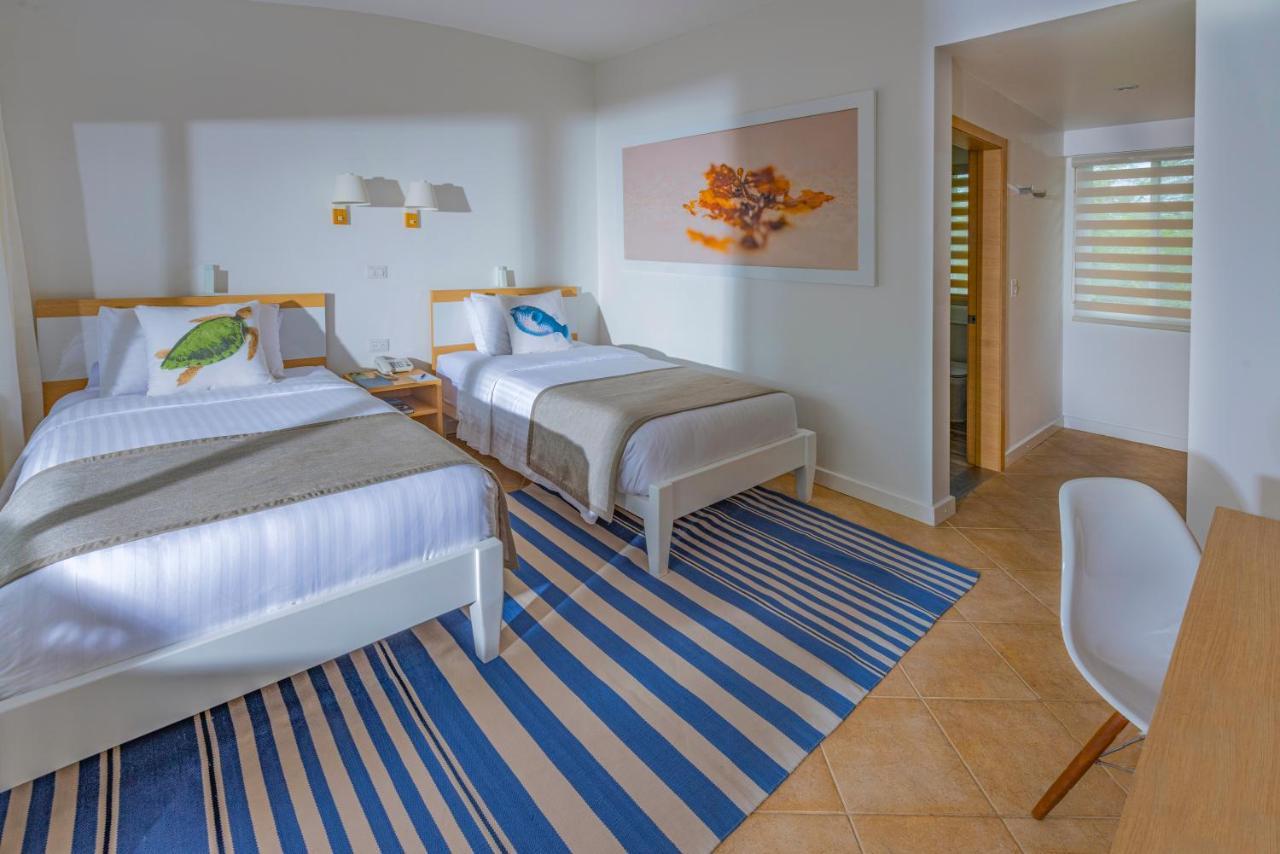 Finch Bay Galapagos Hotel 푸에르토아요라 외부 사진